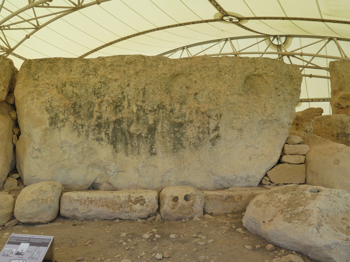 Hagar Qim, Hagar Qim: 20 ton megalith