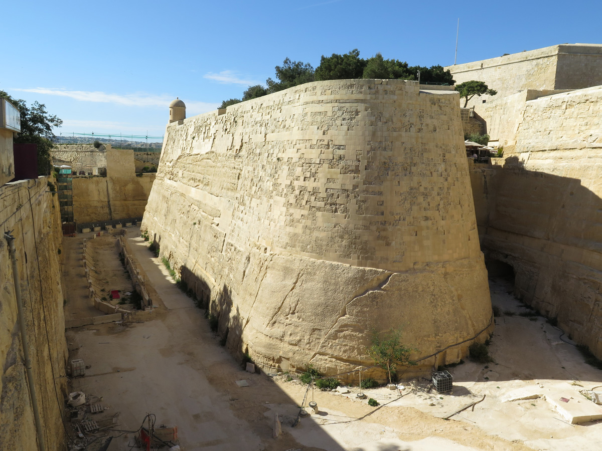 Valletta, Bastion