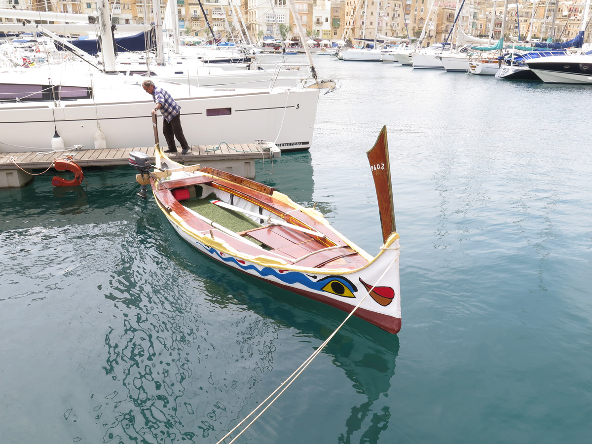 Grand Harbour, Luxury harbour tour