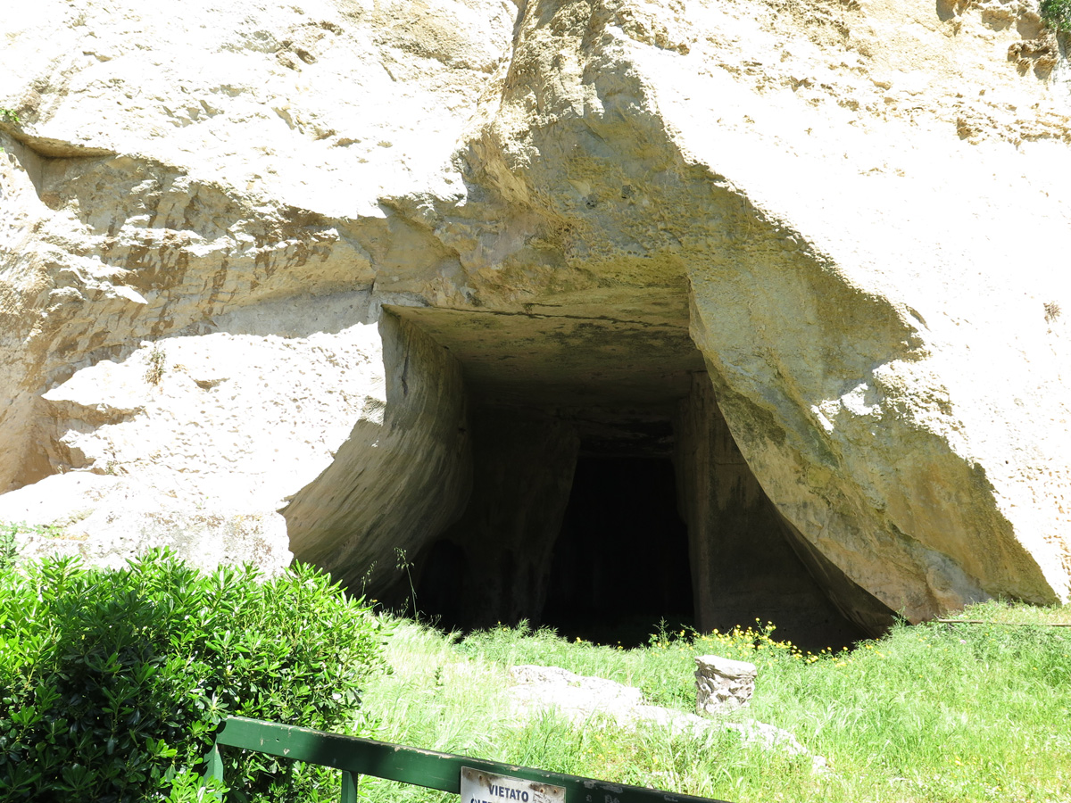 Syracuse, Ancient quarry