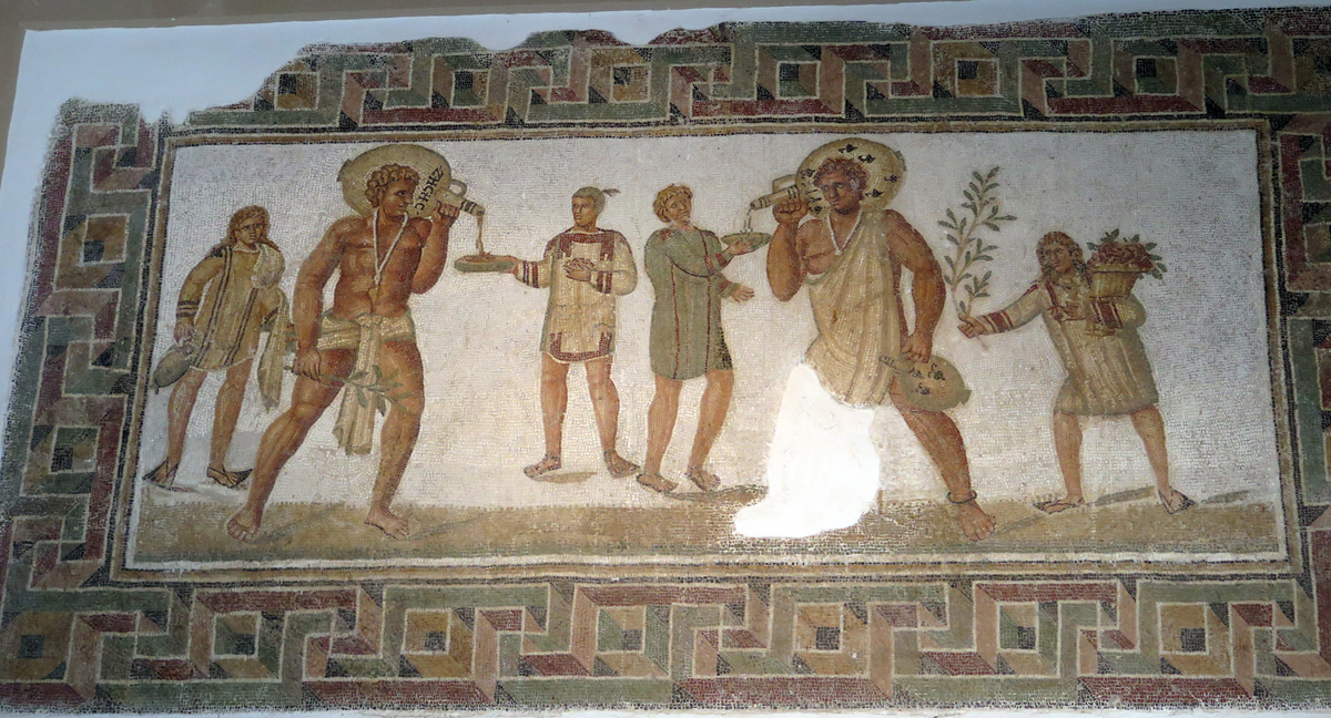 Bardo Museum, Giants (??) serving wine