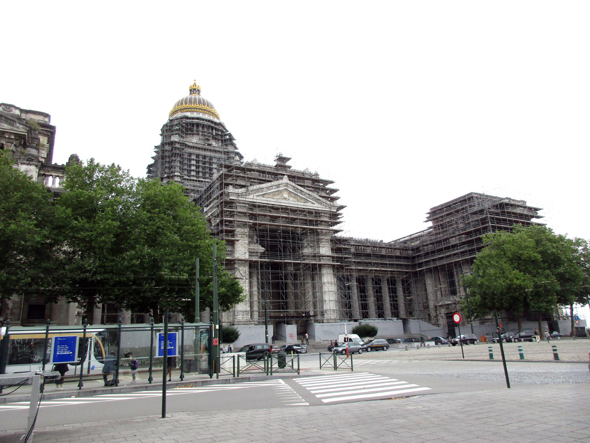 Brussels, Palais du Justice, under rennovation