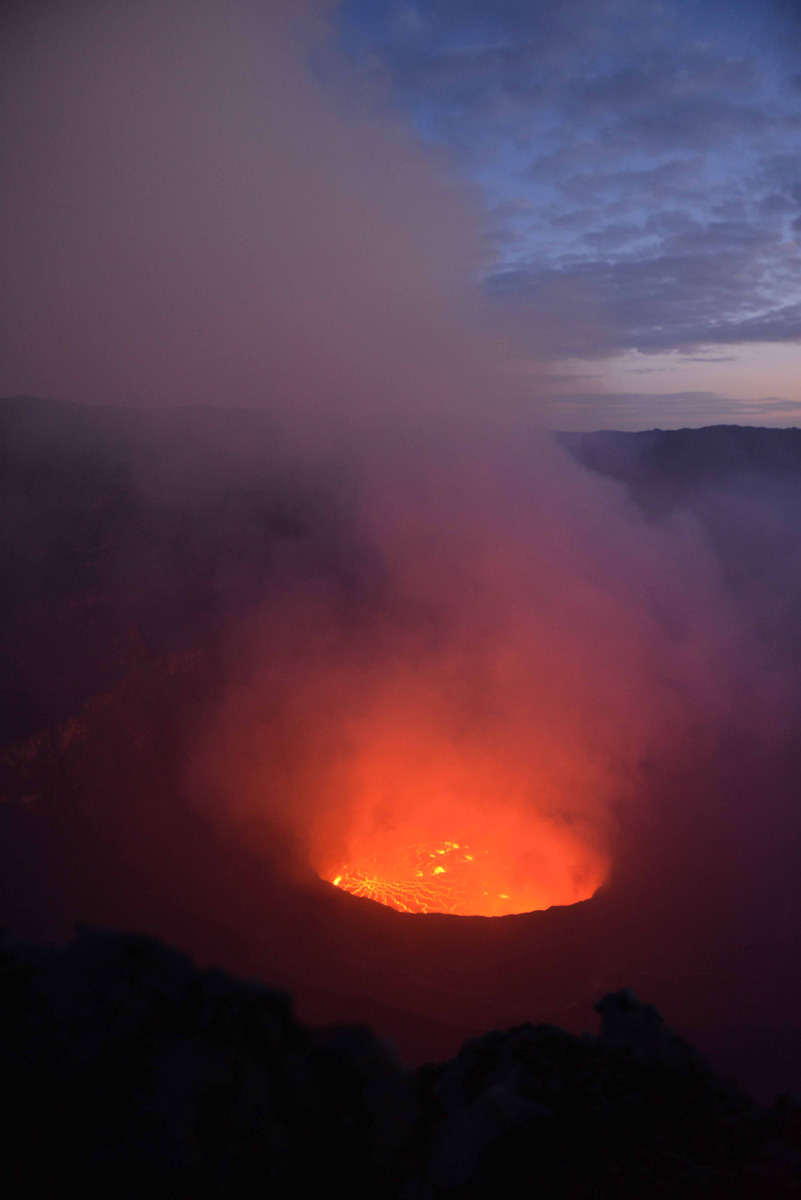 Nyiragongo, Photo courtesy of Adriena Vyzulov�