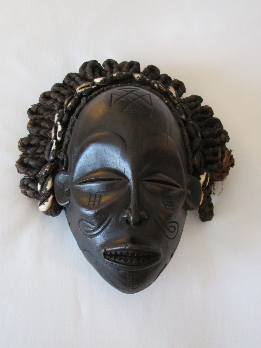 Goma, A mask I bought, but discarded.