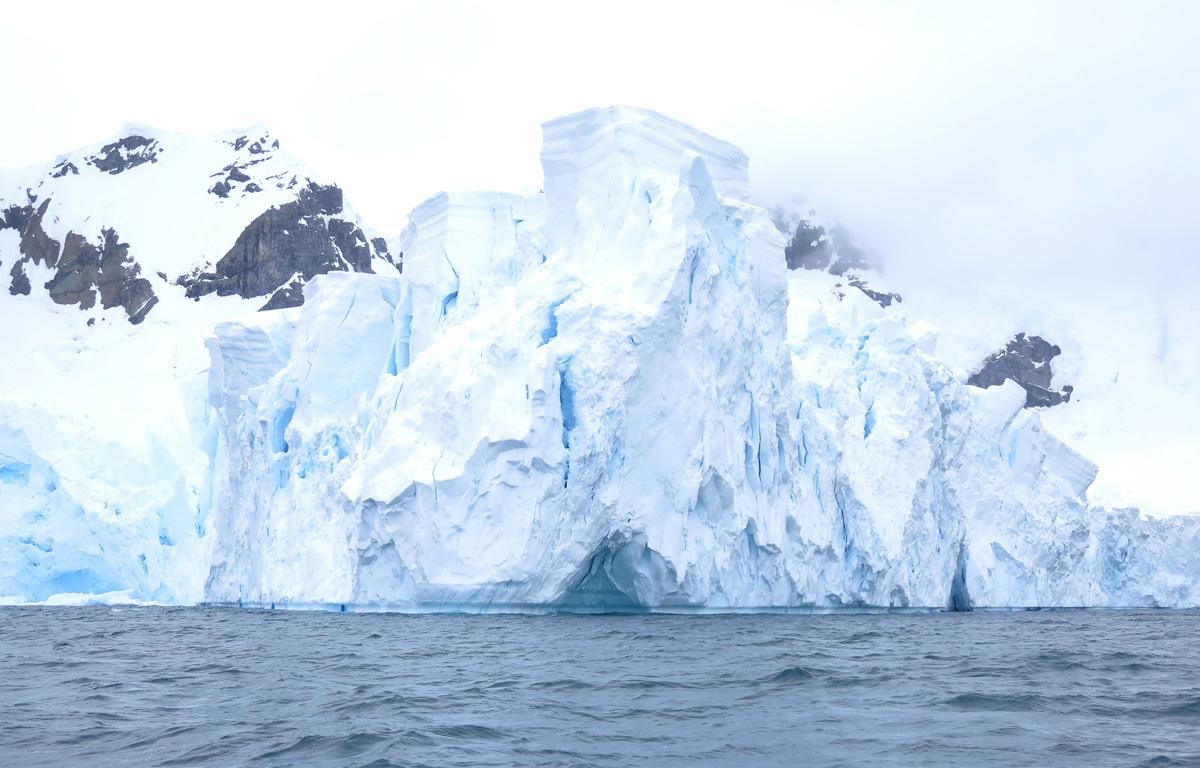 Antarctica: Sea and Ice, Paradise Bay