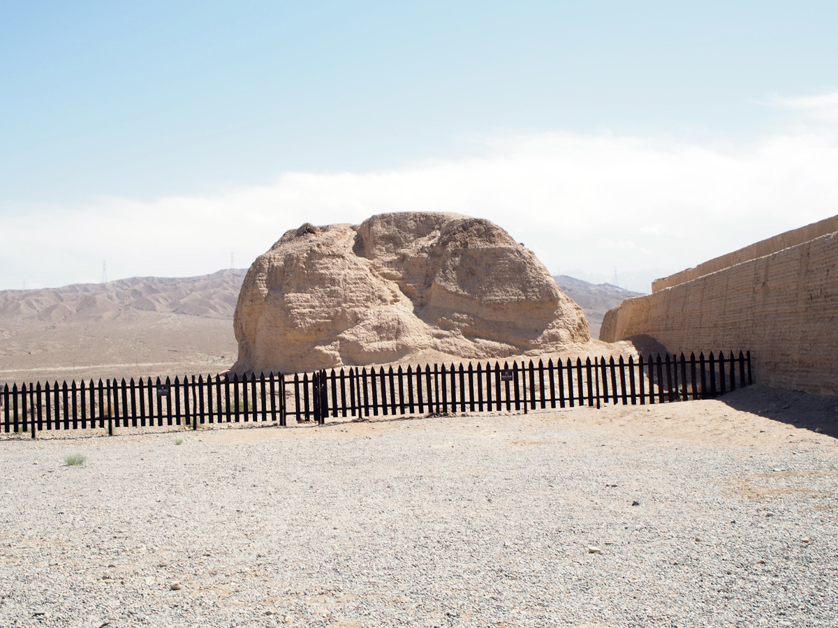 Jiayuguan: First Beacon Tower