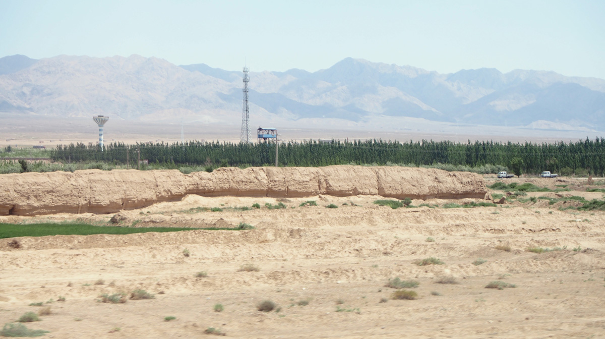 To Xian, Great Wall section, from train