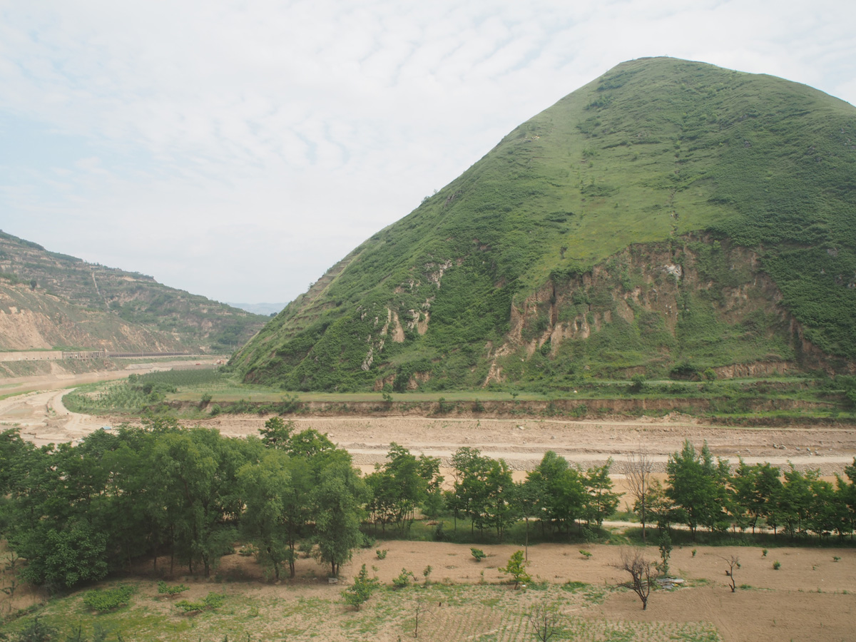 To Xian, 161 miles SE of Lanzhou