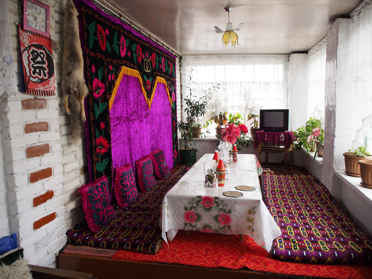 Sary Tash, Eliza guesthouse: dining room