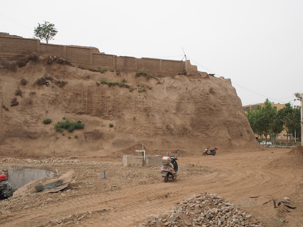 Kashgar: Ancient City Walls, Unrestored walls
