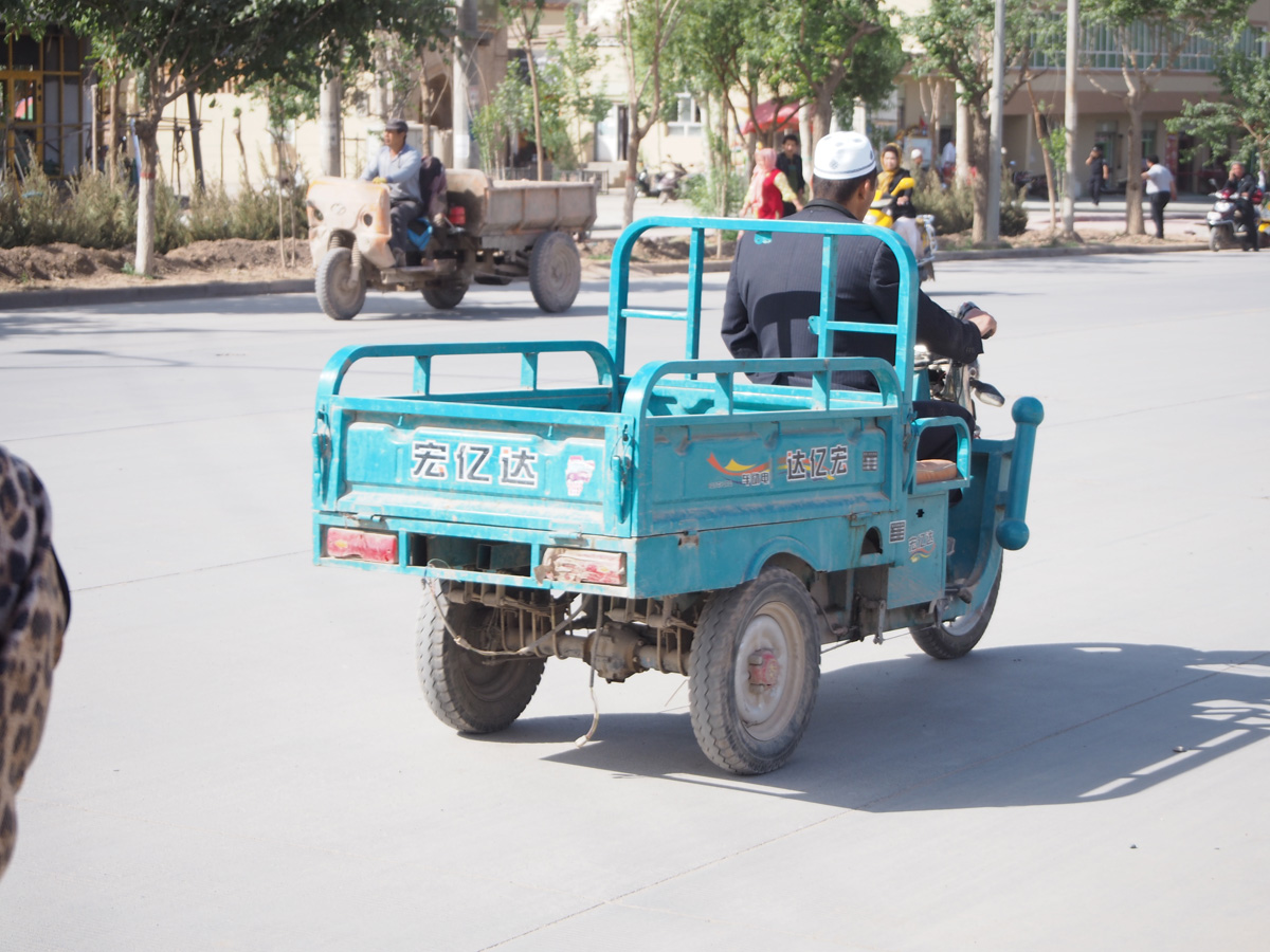 Kasgar: Local wheels