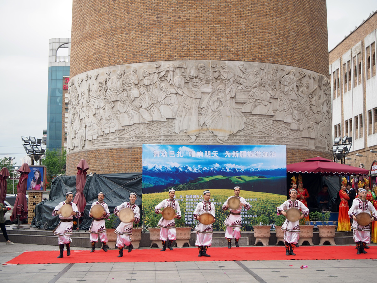 Urumqi, Outside International bazaar