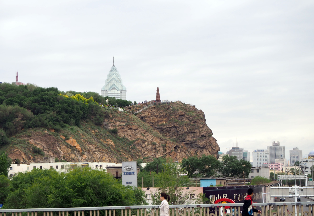 Urumqi, View towards Hingshan Park pagoda