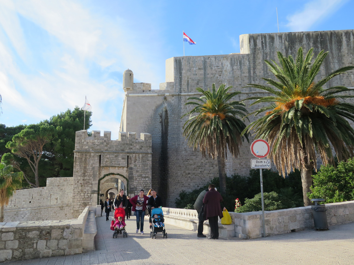 Dubrovnik, East gate