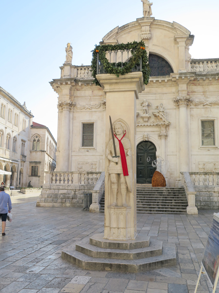 Dubrovnik, Orlando Column