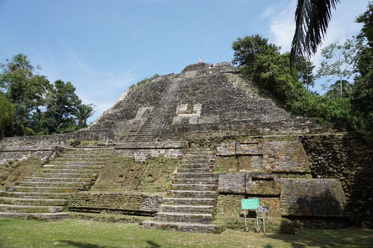 Lamanai, High Temple