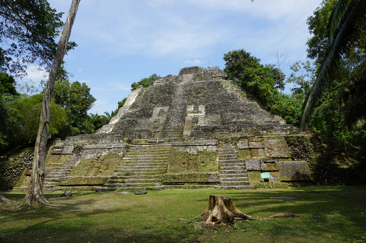 Lamanai, High Temple