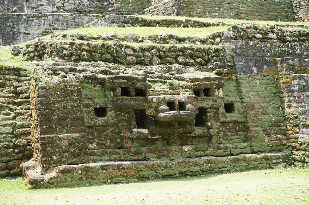 Lamanai, Jaguar Temple: "Jaguar" Mask