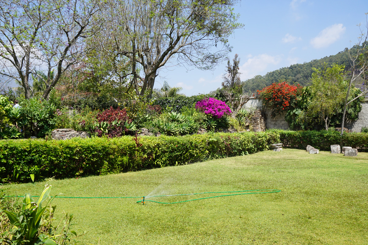 Antigua, Capuchin garden