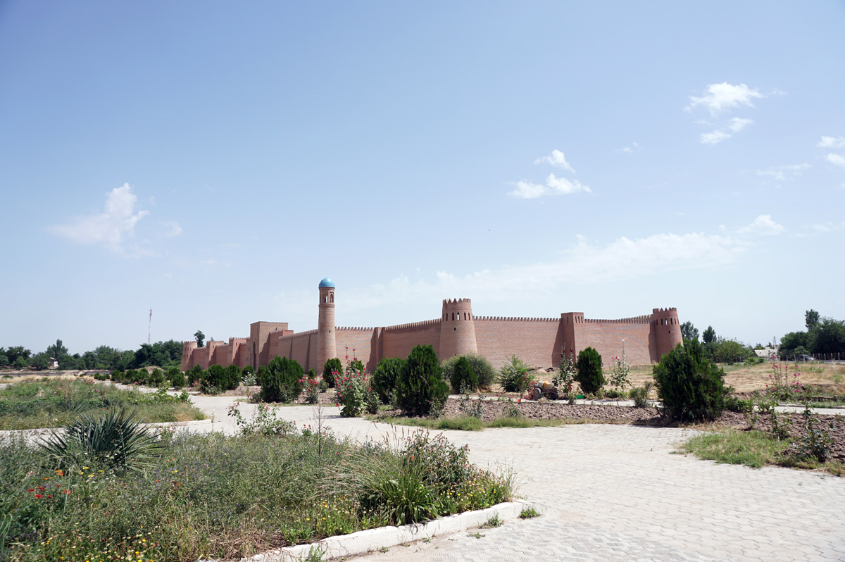 Dushanbe-Khalaikhum, Hulbuk Palace A reconstructed 11th c citadel