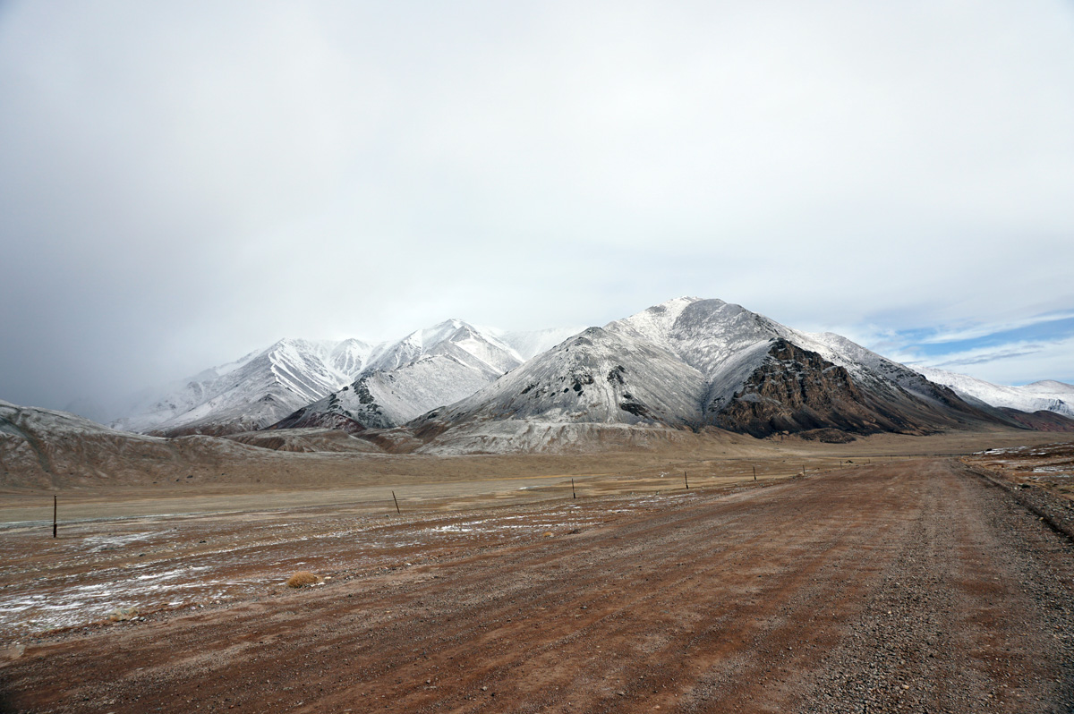 Murghab-Border, 3 miles E of Ak-Baital Pass