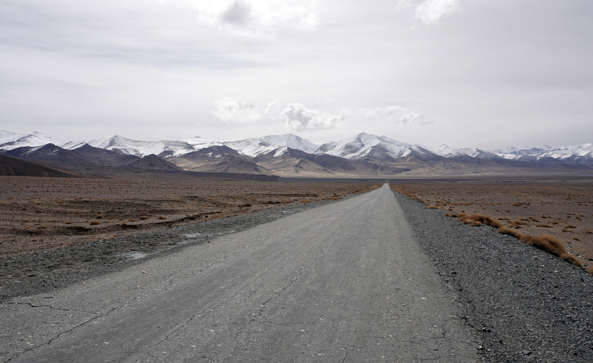 Murghab-Border, Headingh North from Lake Karakol