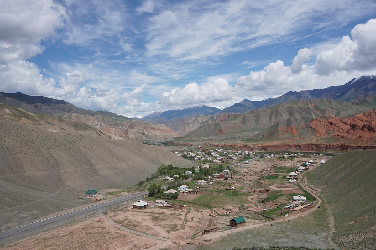 Border-Osh, 14 miles NE of Sary Tash