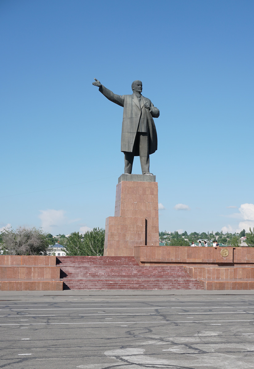 Border-Osh, Osh Lenin