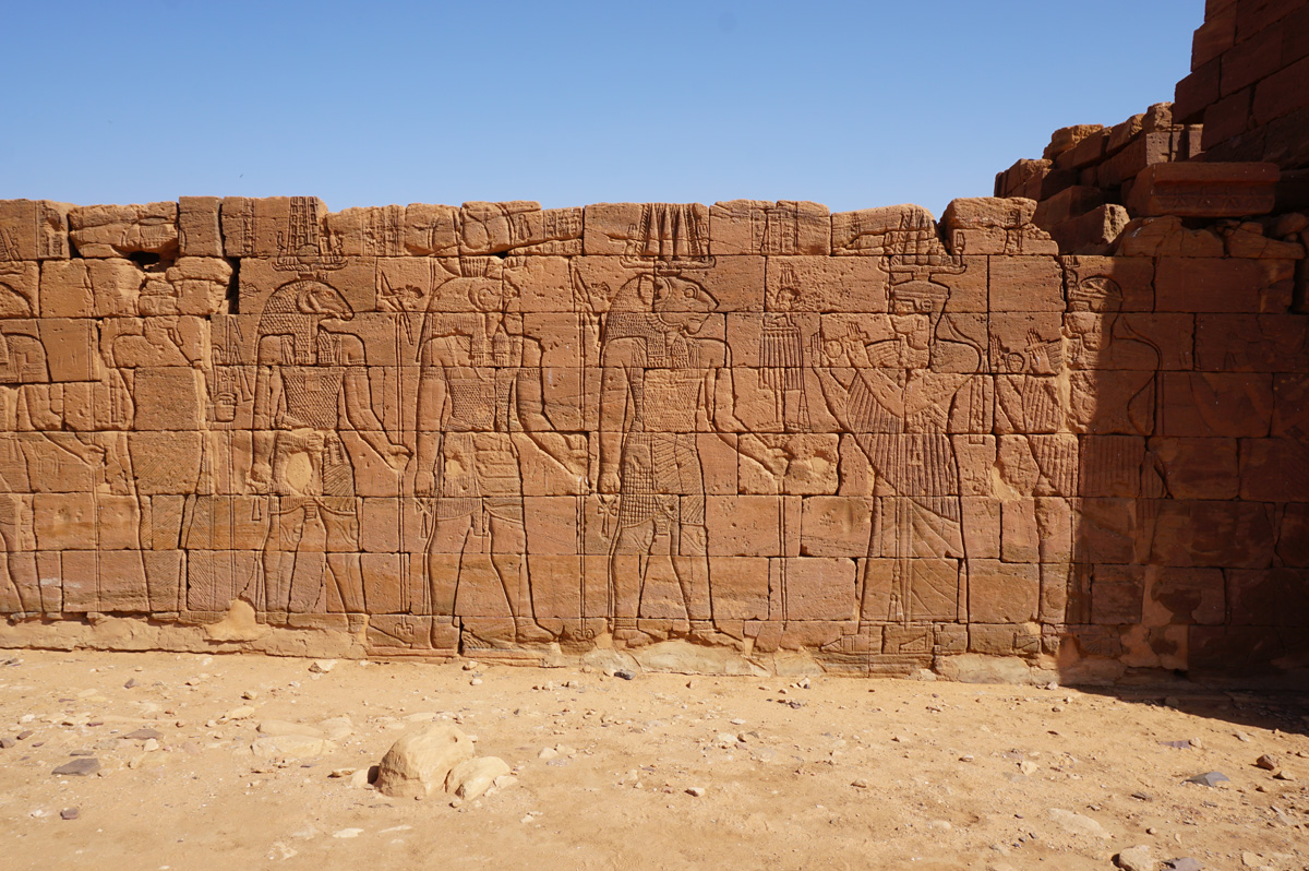 Naqa, Apedamak and his Egyptian buddies