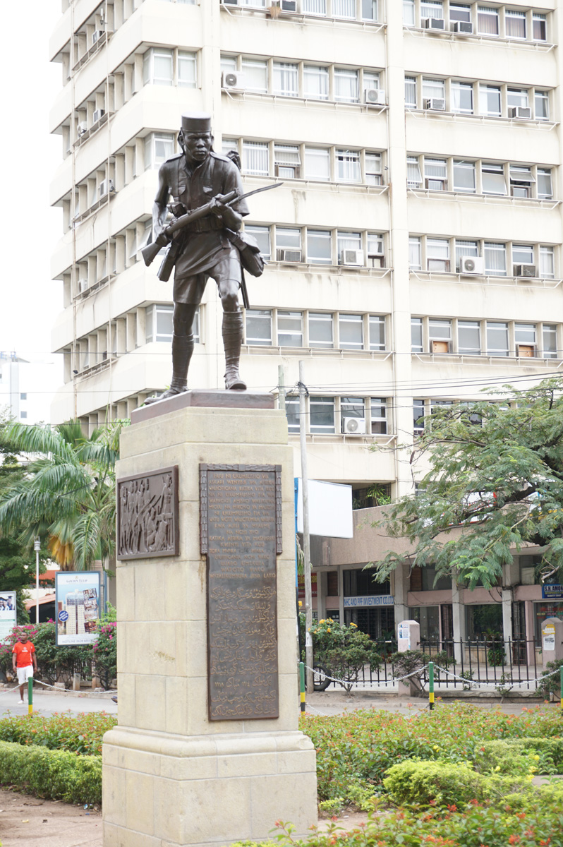 Dar es Salaam, Askarai Monument