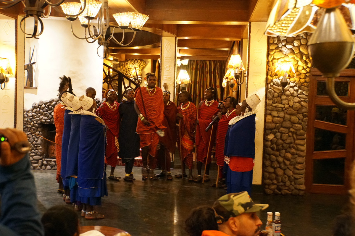 Tanzania 2016 - Ngorongoro Crater, Masai dancers