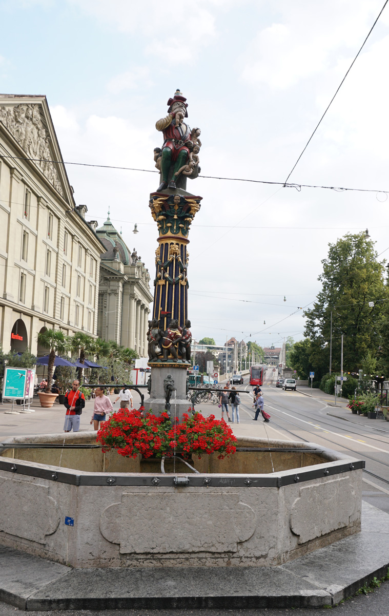 Bern, Child-Eating Ogre Fountain