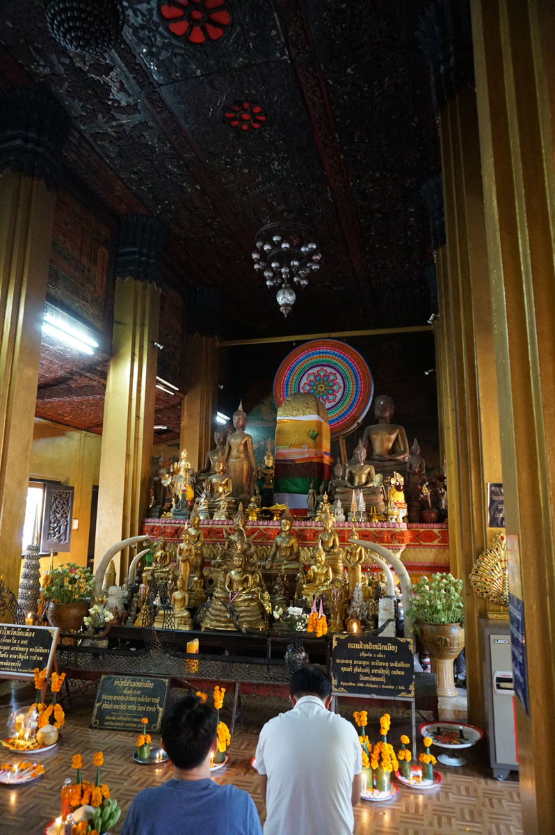 Vientiane, Wat Si Muang