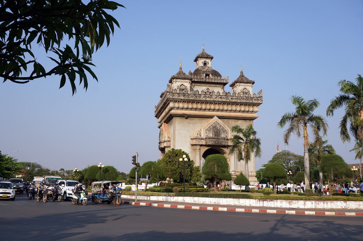 Vientiane, Patuxai Arch Celebrating Independence from the French
