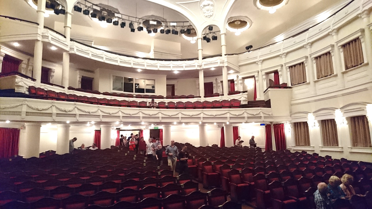 Saigon, Hanoi Opera House (interior)