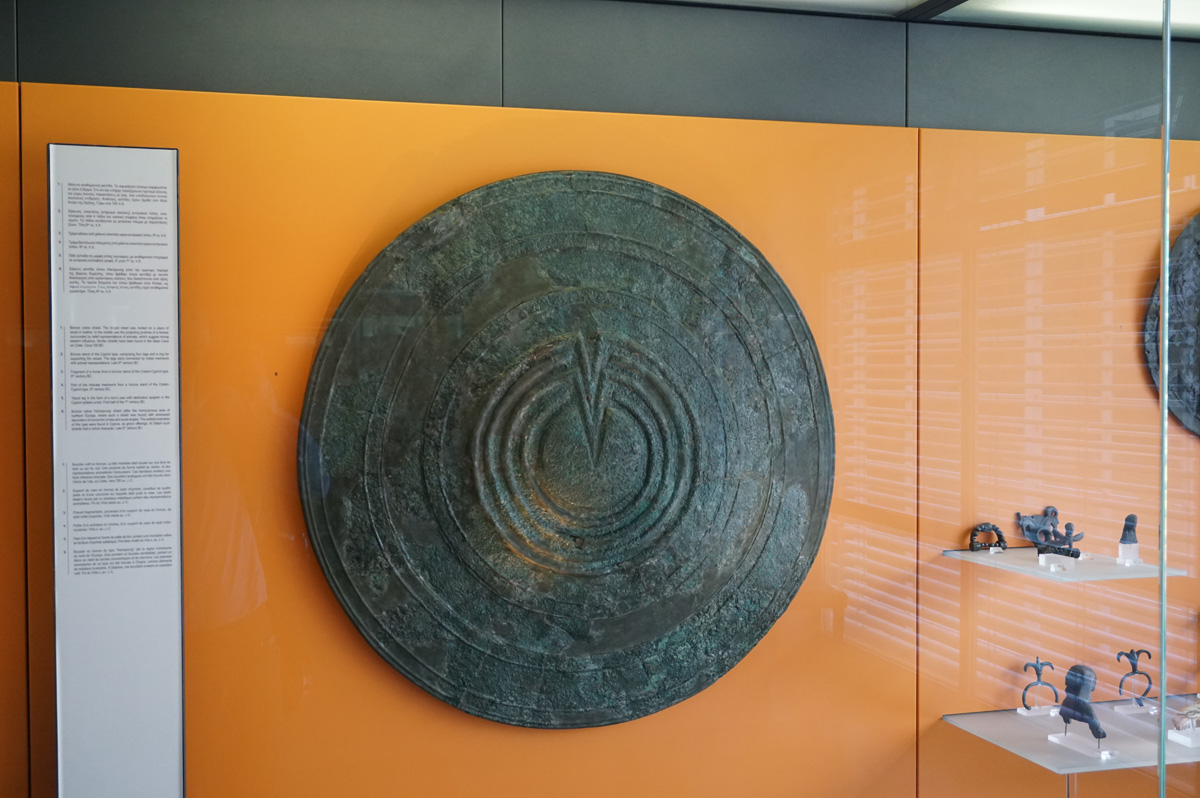Delphi Archaeological Museum, Votive bronze shield 7th c BC