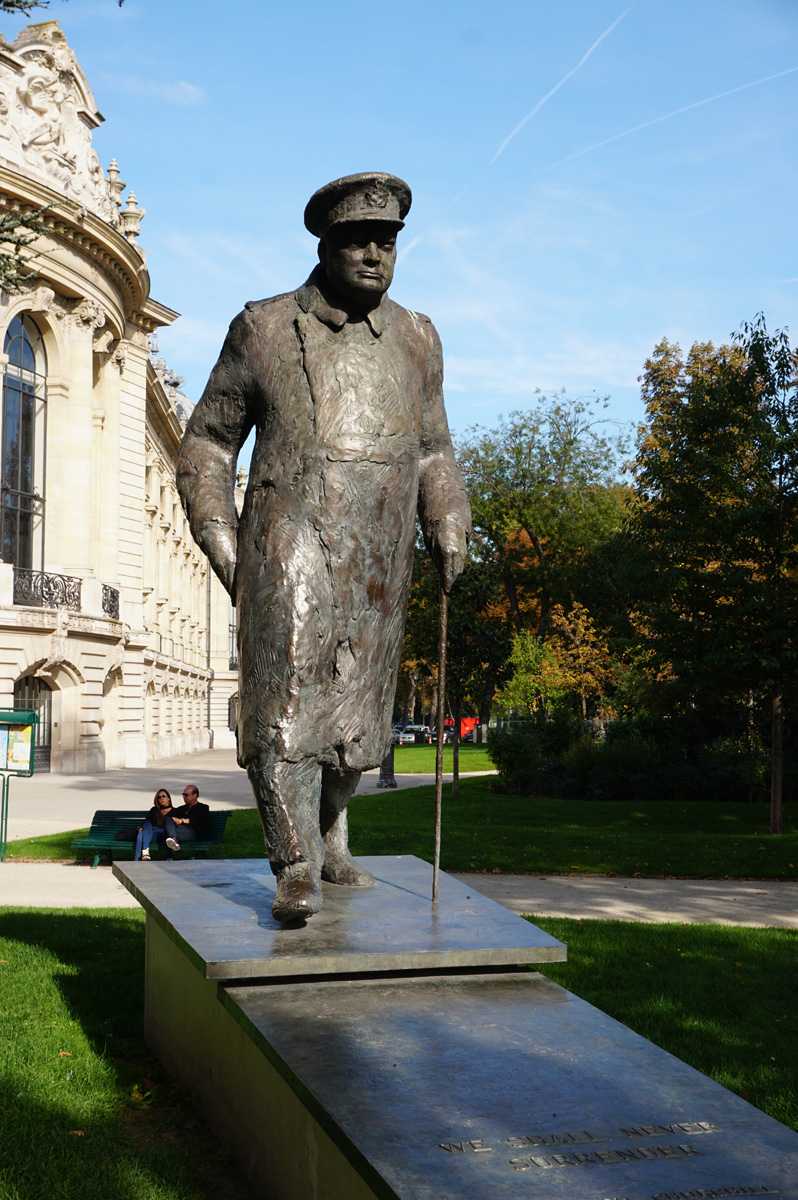 Paris, Churchill in Paris!