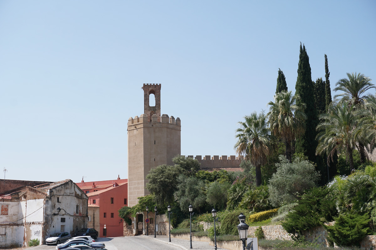 Badajoz, "Scare-Dogs Tower"