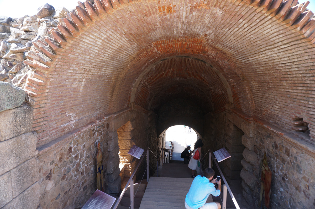 Merida, Amphitheatre entry tunnel