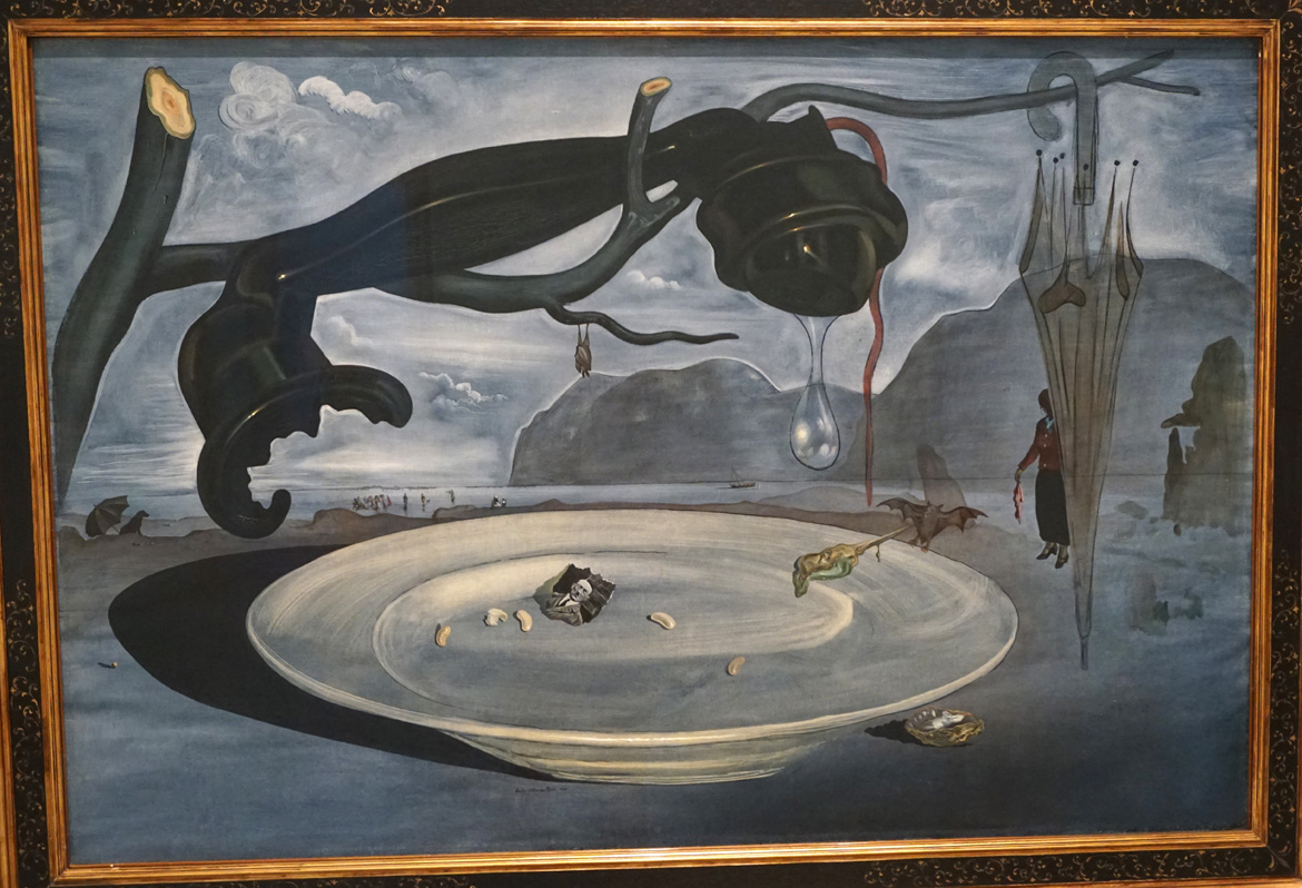Madrid, Dali: "The Enigma  of Hitler" (1939) Centro de Arte Reina Sofia