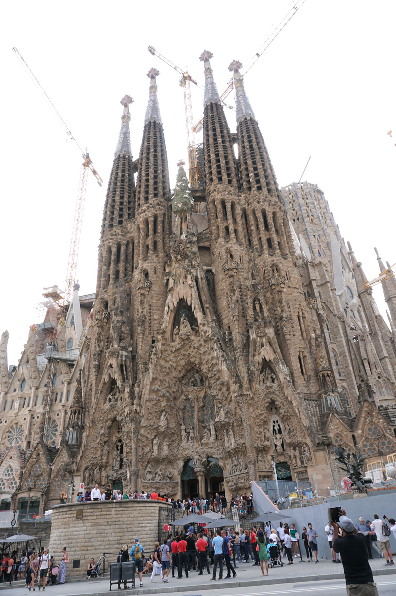Sagrada Familia, Nativity Facade