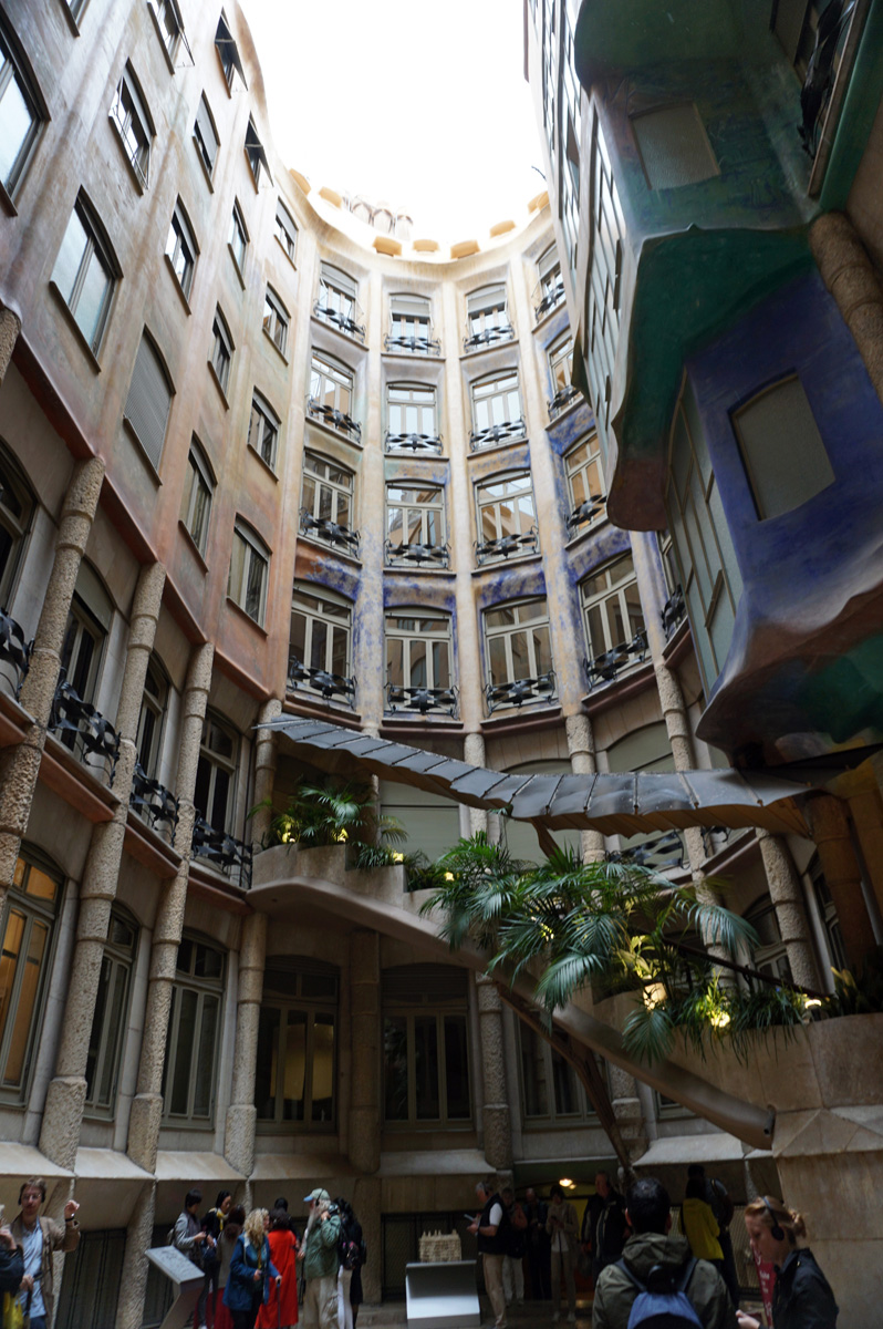 Casa Milà aka La Pedrera