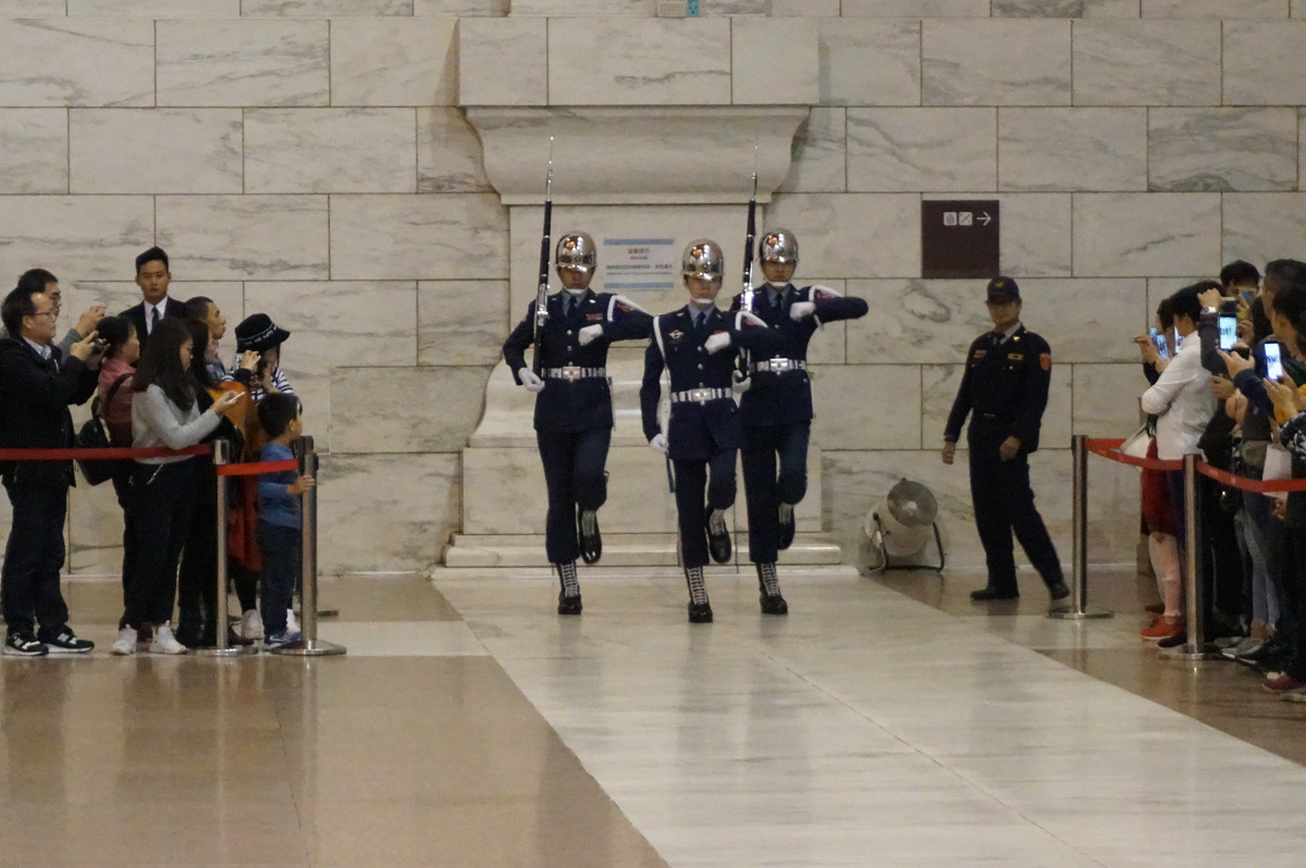 Chang Kai Shek Memorial Hall complex, Changing of the Guard