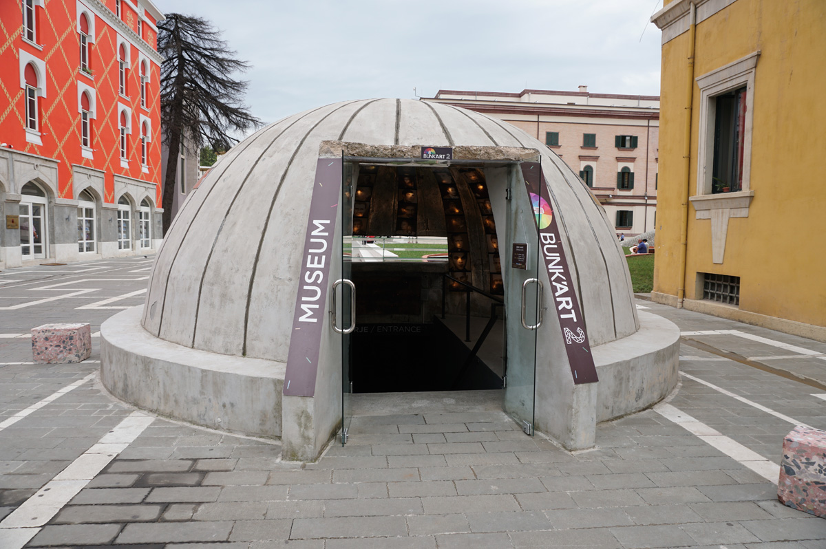 Tirana: BUNK