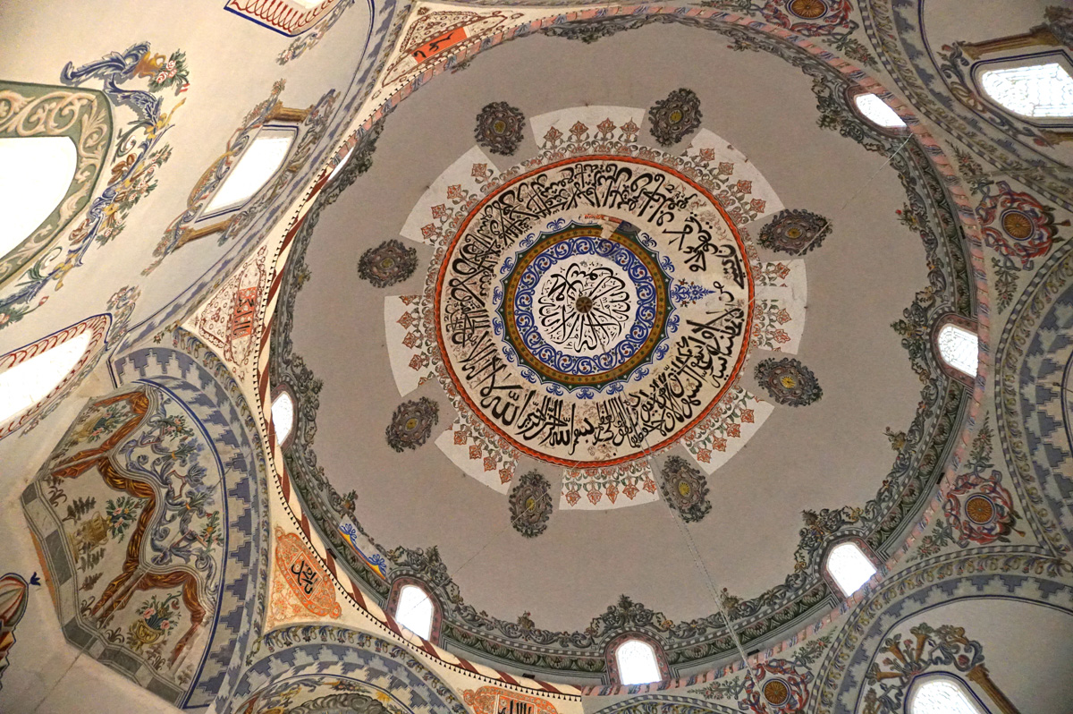 Kosovo: Prizren, Sinan Pasha Mosque ceiling