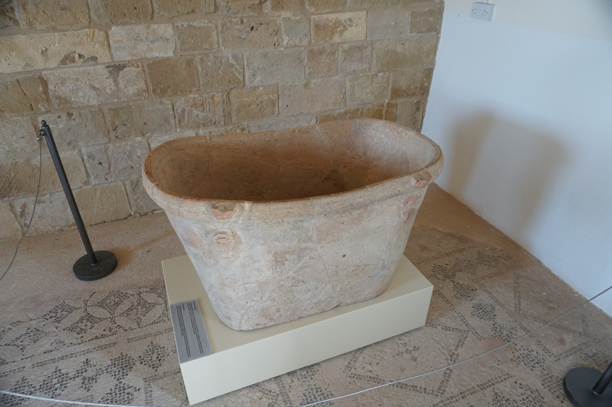 Sanctuary of phrodite, 12th c. bc clay bathtub