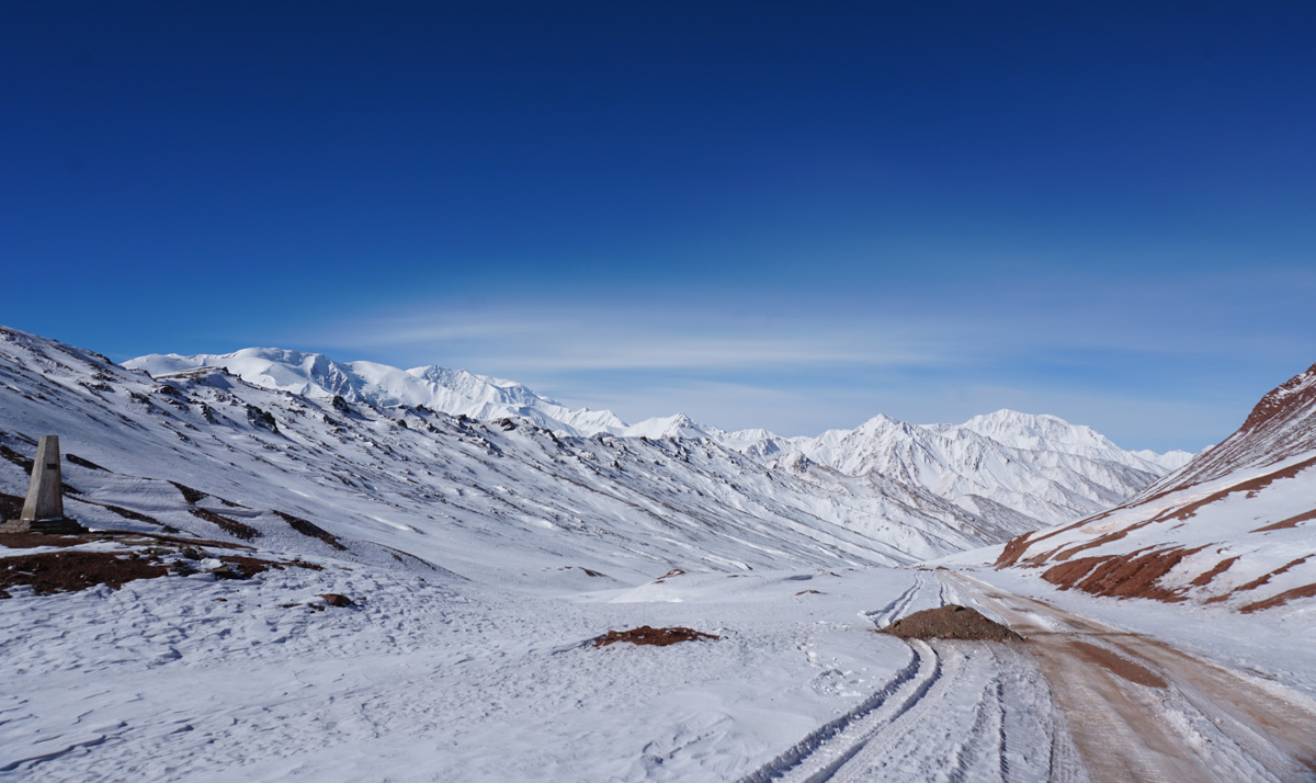 Murghab-Osh, Approaching Kyzyl-Art Pass