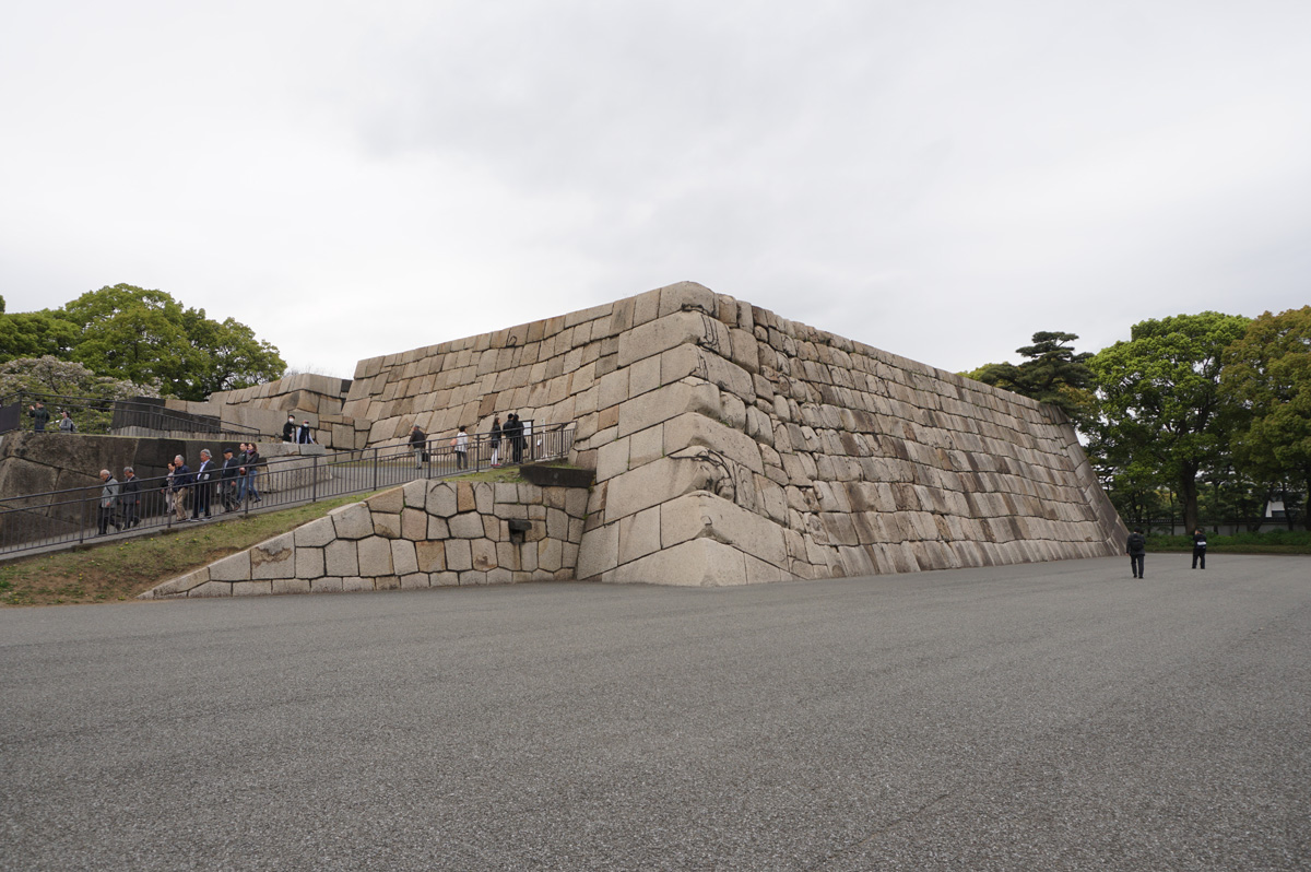 Tokyo-jo Castle Remnants, Base for old Keep