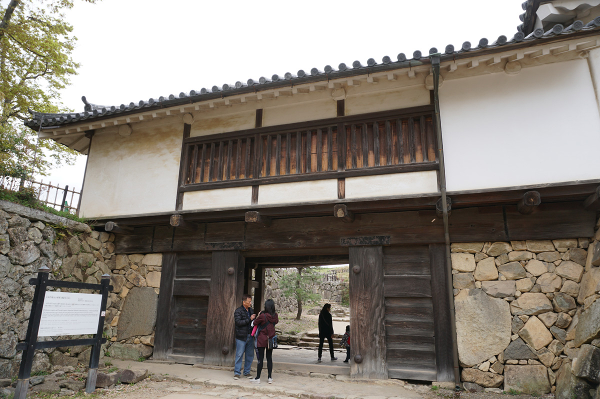 Hikone-jo, Gatehouse Complex