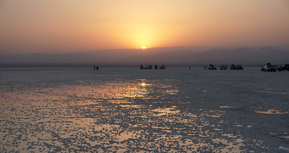 Hamad&nbsp;Ela, Sunset at Lake Assale